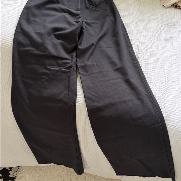 DISSH Wrap Vest & Tailored Pants Set - Picture 12 of 12